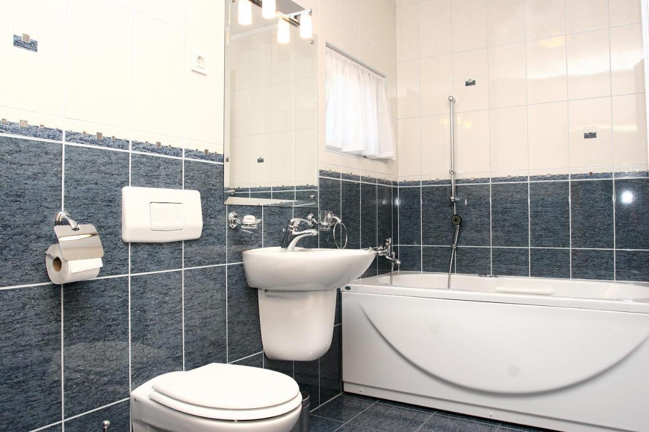 Apartmani Marbis Koprivnica Oda fotoğraf